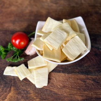 Parenicové chipsy údené 35g – Tradičná syrová parenica sušená mrazom Parenicové chipsy údené 35g – Tradičná syrová parenica sušená mrazom